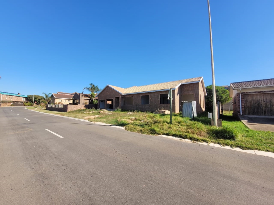 3 Bedroom Property for Sale in Wavecrest Eastern Cape
